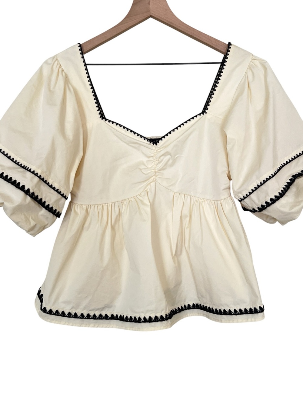 Strut & Bolt Ivory Black Embroidered Trim Puff Sleeve Babydoll Blouse